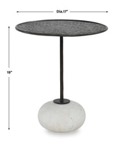 BUTTON UP ACCENT TABLE