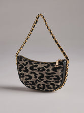 Leo Leopard Handheld Bag