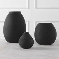 HEARTH VASE MEDIUM