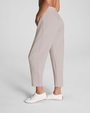 Airessentials Barrel Leg Pant