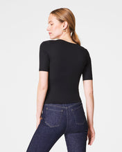 Smoothing Jersey V-Neck Tee