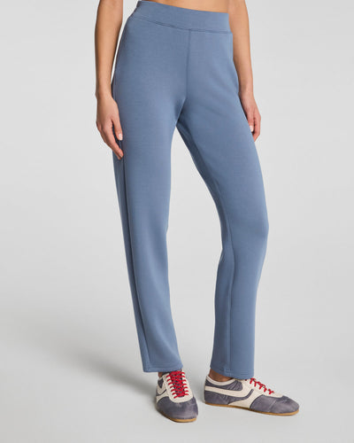 Airessentials Slim Straight Pant