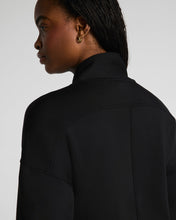 Airessentials Collar Half Zip