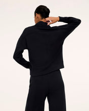 Airessentials V-Neck Long Sleeve Top
