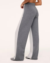 Airessentials Colorblock Wide Leg Pant