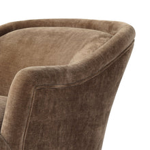 Noel Chair-Altair Mushroom