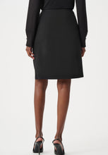 Quilted Pocket Knit Skirt