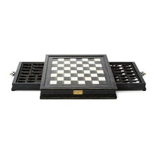 Courtly Check Chess Set