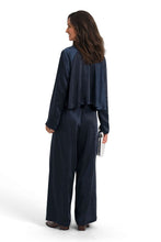 Single Pleat Pant