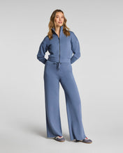 Airessentials Wide Leg Pant