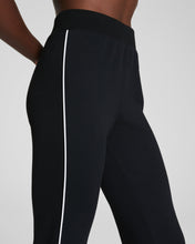 Airpique Flare Track Pant
