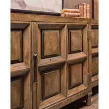 Nicos Credenza