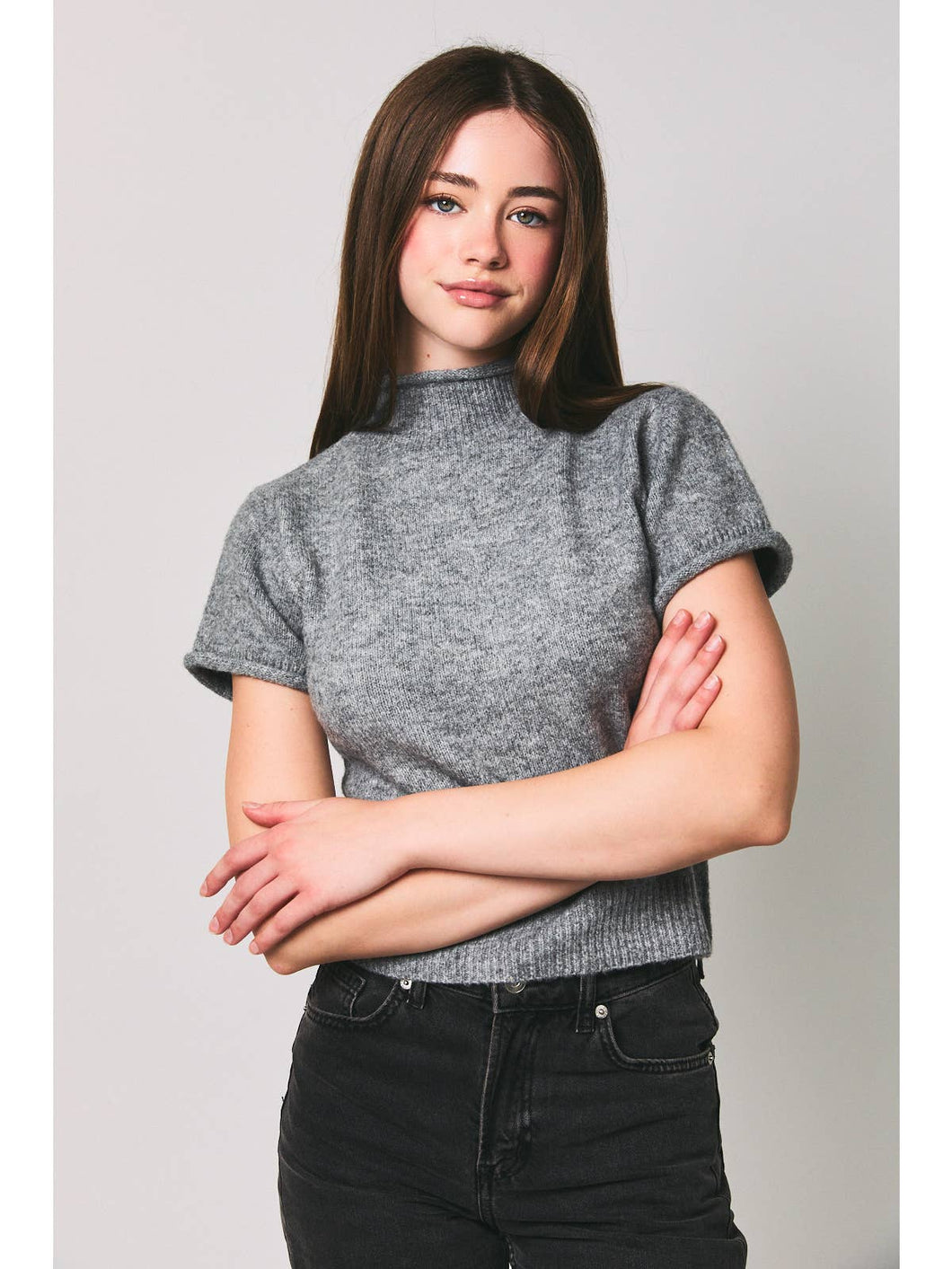 Short Sleeve Knot Cropped Top