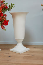 Castlebury Urn