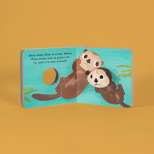 Baby Otter: Finger Puppet Book