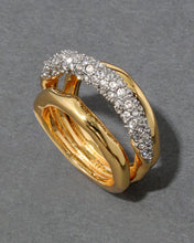 Solanales Crystal Orbiting Ring