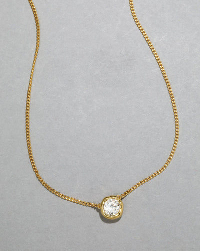 Asterales Gold Solitaire Necklace