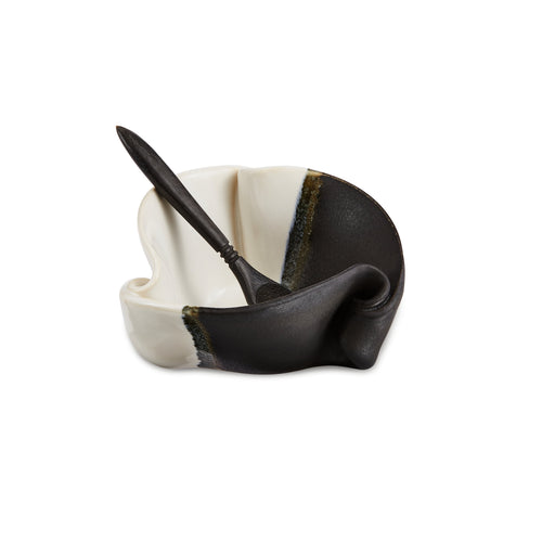 MUSTARD POT-BLACK AND WHITE
