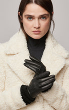 BLACK LEATHER GLOVES