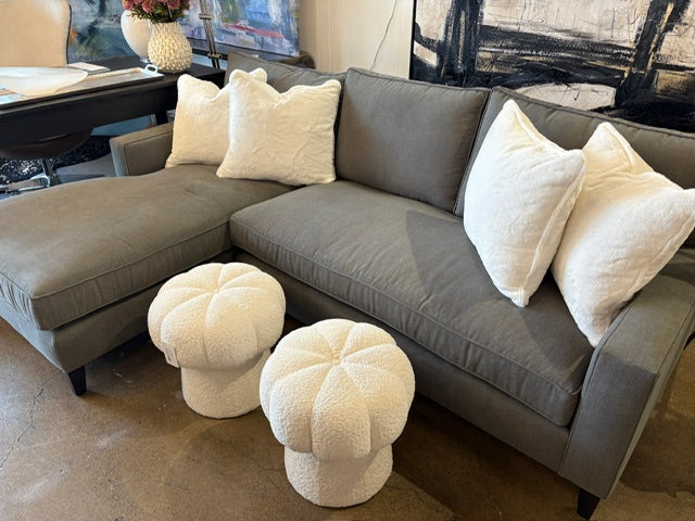 Signature Right Arm Loveseat