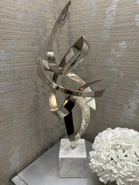 SCULPTURE, RIBBONS