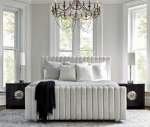 Silhouette Panel Queen Bed