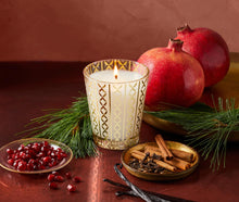 NEST HOLIDAY CLASSIC CANDLE 8.1 oz