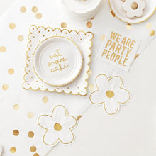 COCKTAIL NAPKIN- DIE CUT WHITE FLOWER