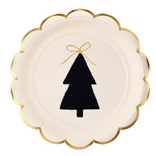 Tree Scalloped Paper Plate