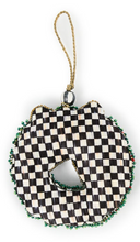 Holiday Beaded Wreath Ornament