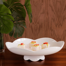 Vida Amelia Pedestal Cake Plate