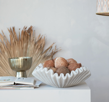 Resin Ruffled Bowl