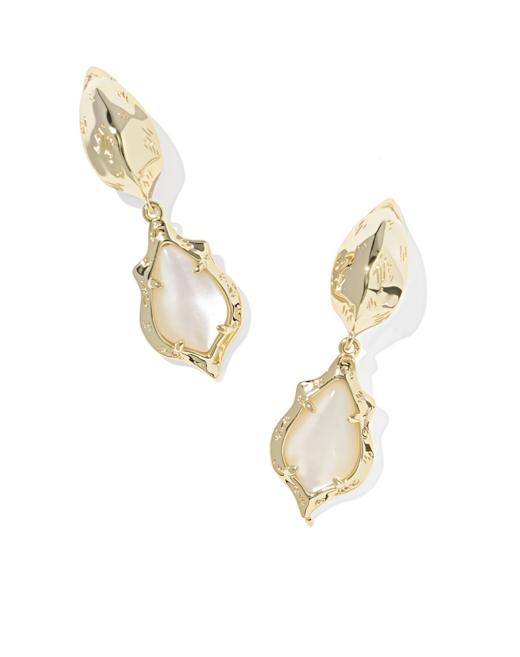 Adriana Scallop Frame Huggie Earring-Mother of Pearl
