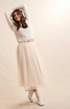 Invitation Tulle Midi Skirt