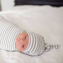 Everest Top Knot Hat 0-4M