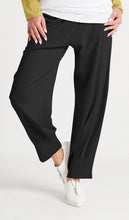 PINCHED PLEAT PANT