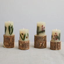 LED WAX PILLAR CANDLE W/BERRIES
