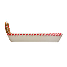 CRACKER DISH W/CANDY CANE EDGE AND GINGERBREAD MAN