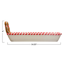 CRACKER DISH W/CANDY CANE EDGE AND GINGERBREAD MAN