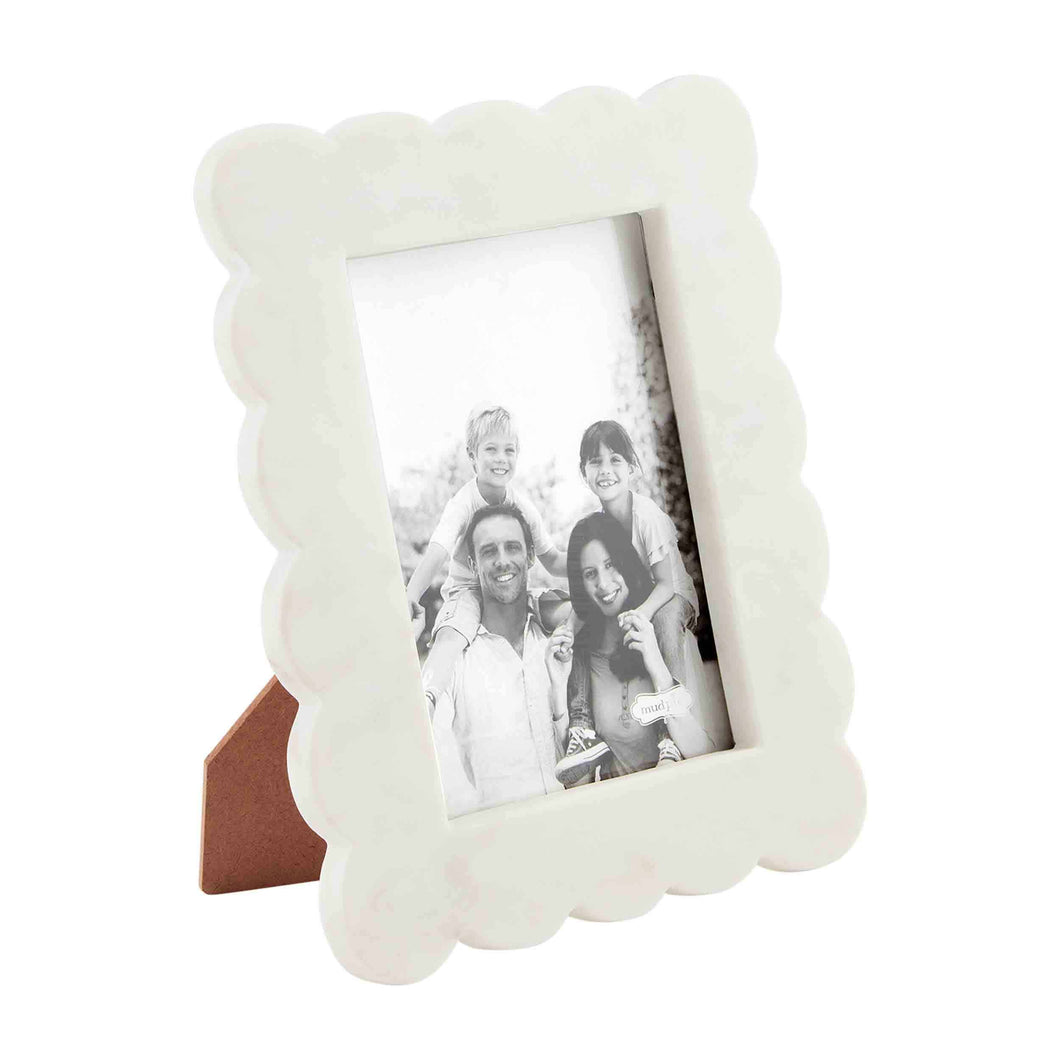 SCALLOPED MARBLE 5X7 FRAME