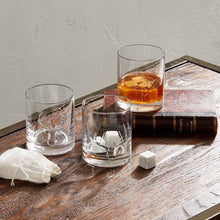 SIDE DEER DOF WHISKEY GLASS
