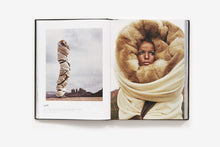 VOGUE ON LOCATION BOOK