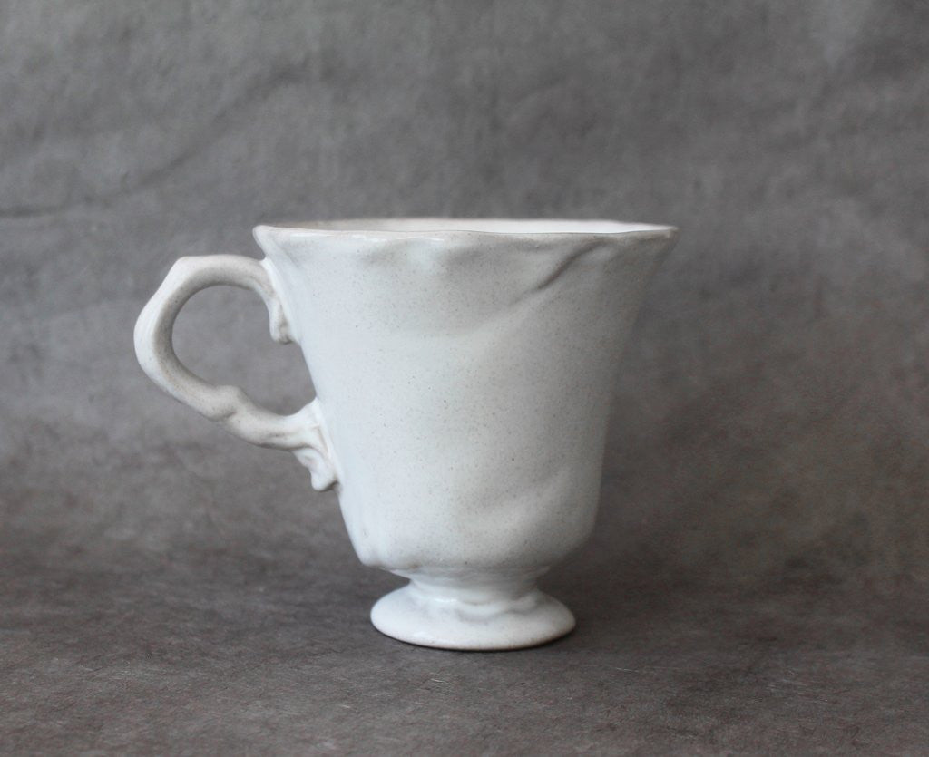 Bell Teacup, Gifts, Laura of Pembroke