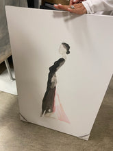 24X36 CLASSY FASHIONISTA II