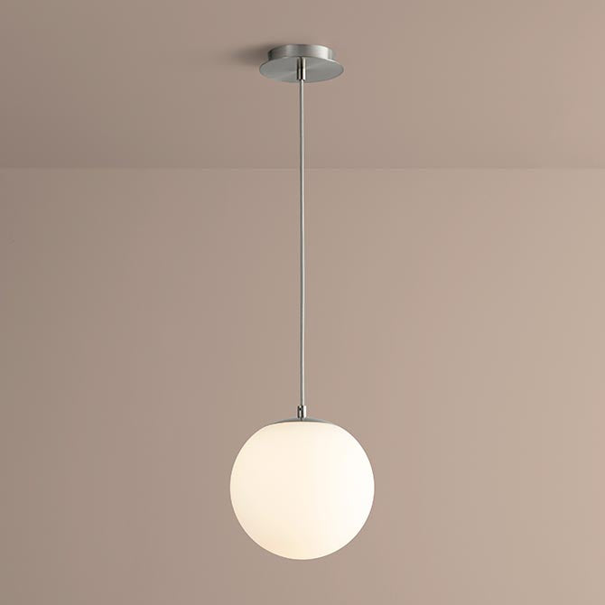 Luna 10