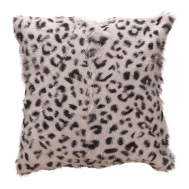 Bring organic coziness into your home with our authentic, spotted goat fur accent pillow. 100% goat fur, you know this naturally tufted pillow will stay forever soft. It's the perfect luxurious throw pillow for your bed or sofa.  Dimensions: 18