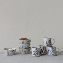 STONEWARE MUG W/BOTANICALS